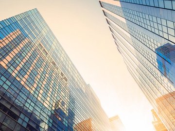 Slnečné clony v architektúre: prehliadaný nástroj s veľkým vplyvom